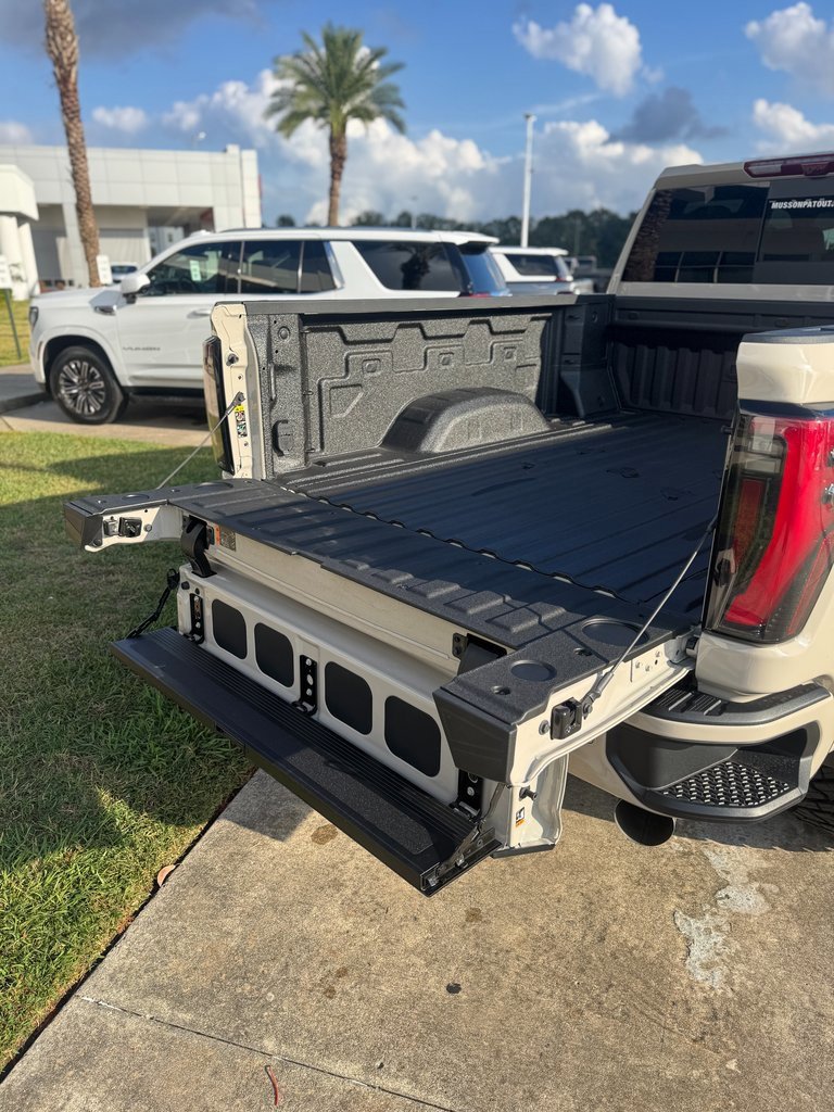 New 2026 GMC Sierra 2500 AT4 w/ AT4 Premium Plus Package image 8