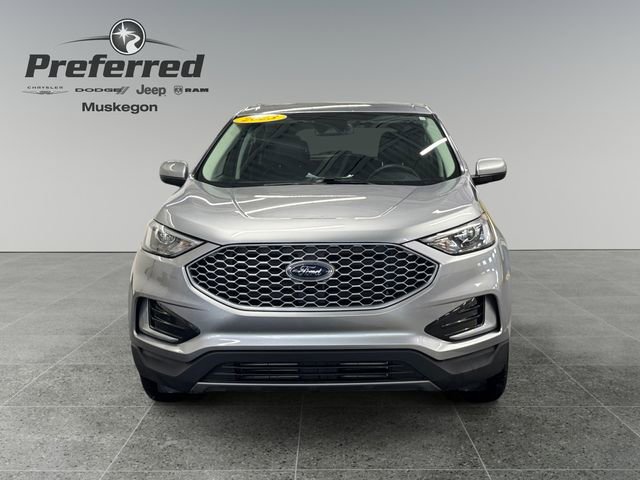 Used 2023 Ford Edge SEL image 11