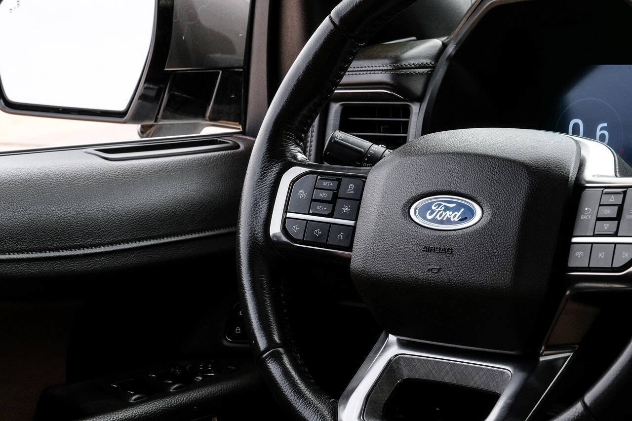 Used 2023 Ford Expedition King Ranch RWD image 24