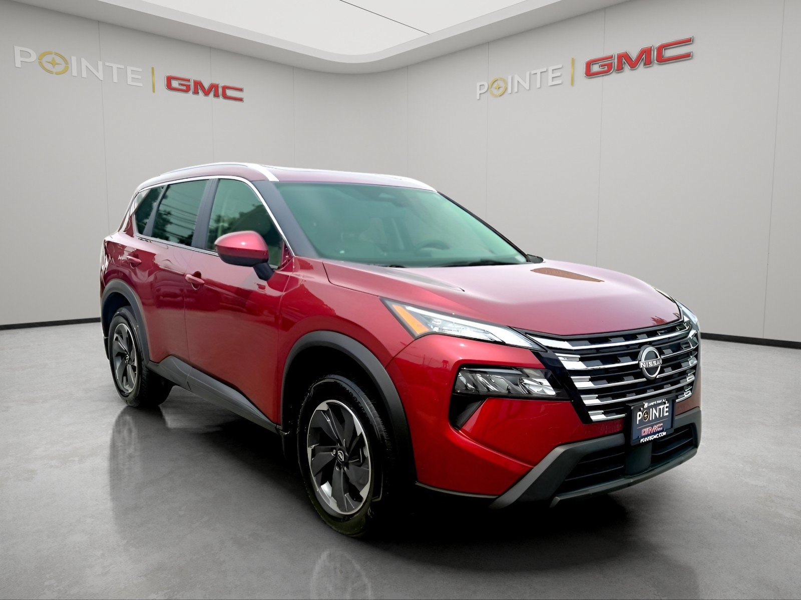 Used 2024 Nissan Rogue SV w/ SV Premium Package AWD/4WD image 1