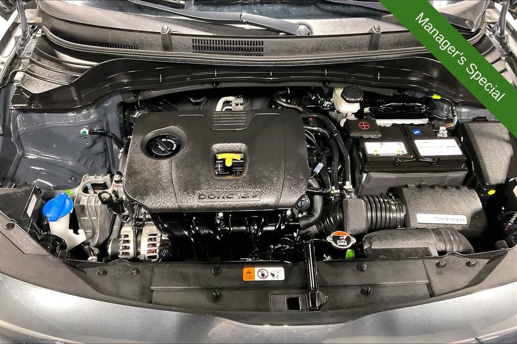Used 2025 Kia Soul LX w/ LX Technology Package FWD image 11
