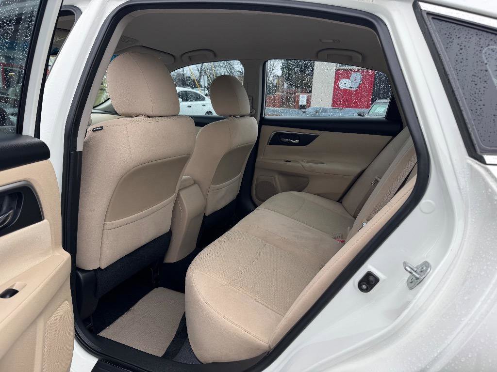 Used 2015 Nissan Altima 2.5 S w/ Power Driver Seat Package FWD image 13
