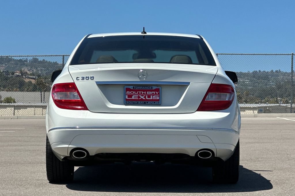 Used 2008 Mercedes-Benz C 300 Sedan image 5