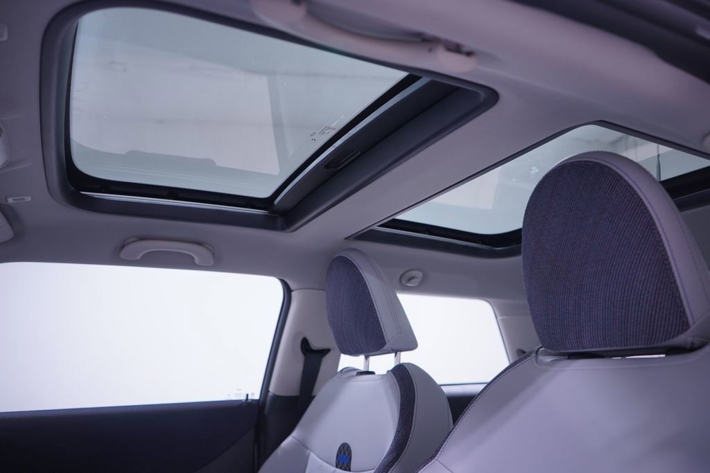 Used 2025 MINI Cooper S image 8