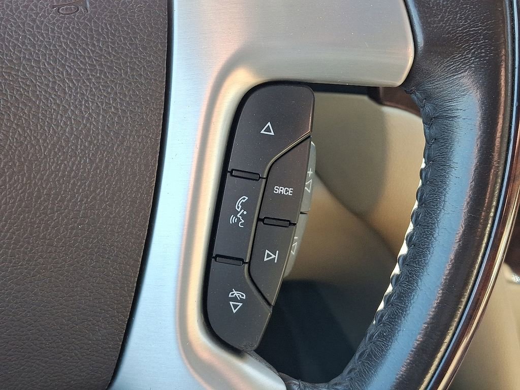 Used 2013 Cadillac Escalade Luxury image 24