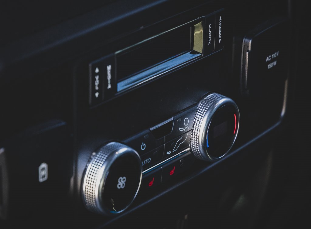 Used 2018 Ford Expedition Limited w/ Driver Assistance Package image 16