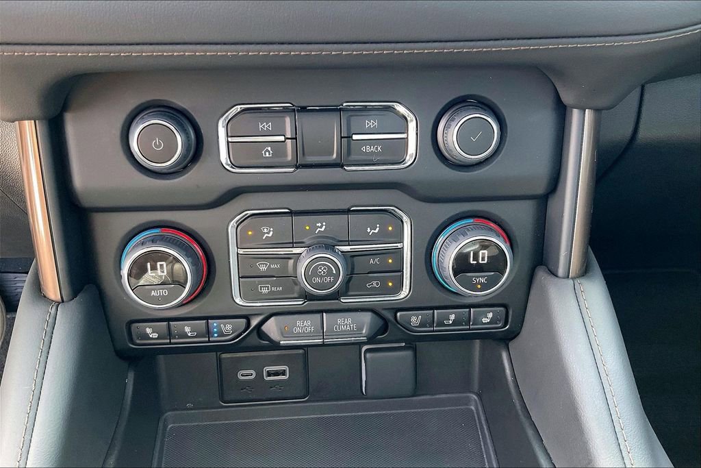 Used 2023 Chevrolet Tahoe High Country w/ Premium Package AWD/4WD image 33