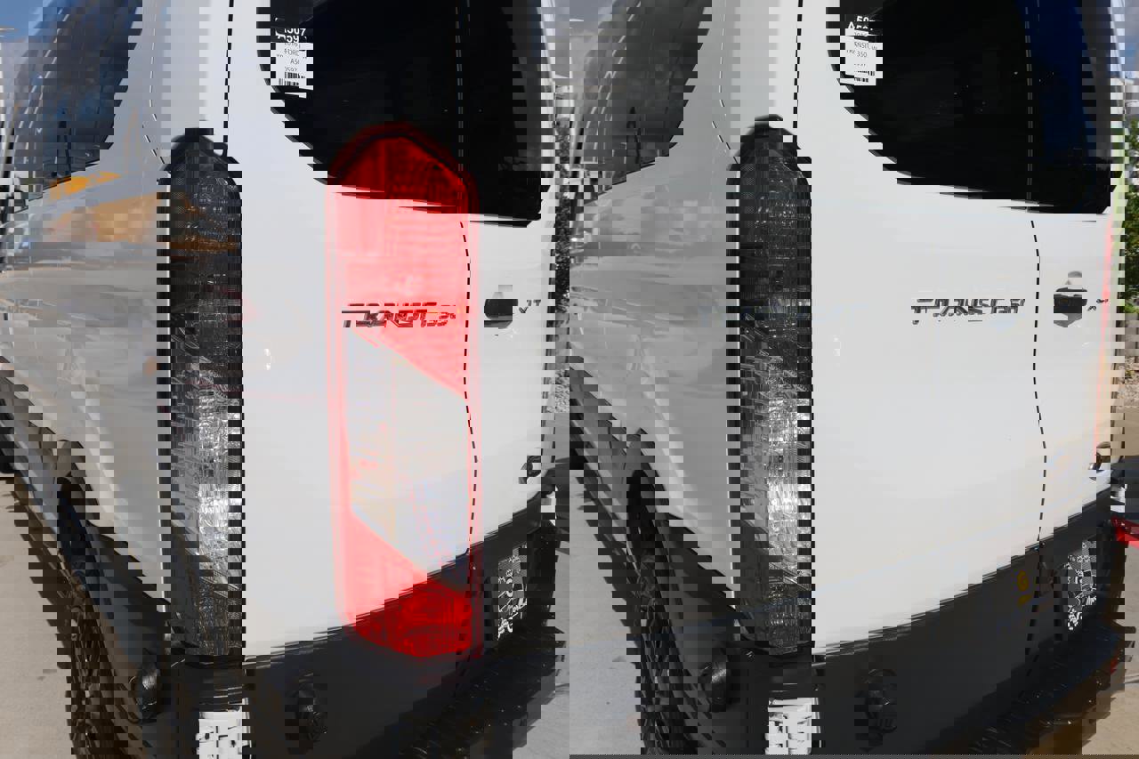 Used 2016 Ford Transit 350 XLT image 8