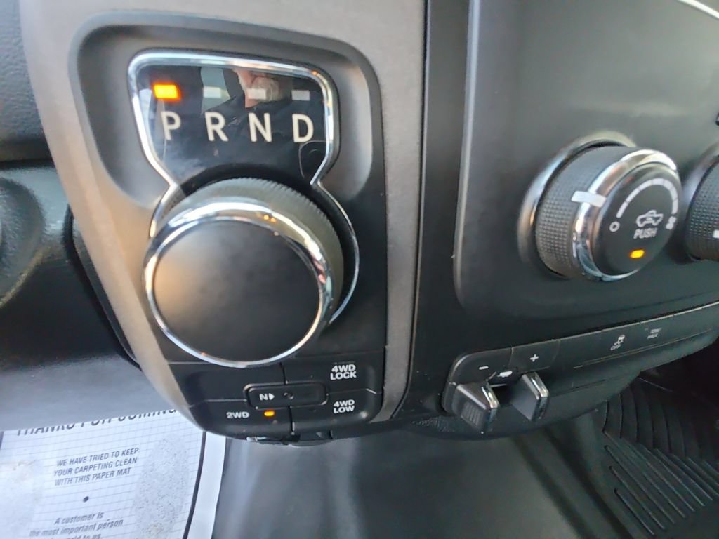 Used 2017 RAM 1500 Express AWD/4WD image 24