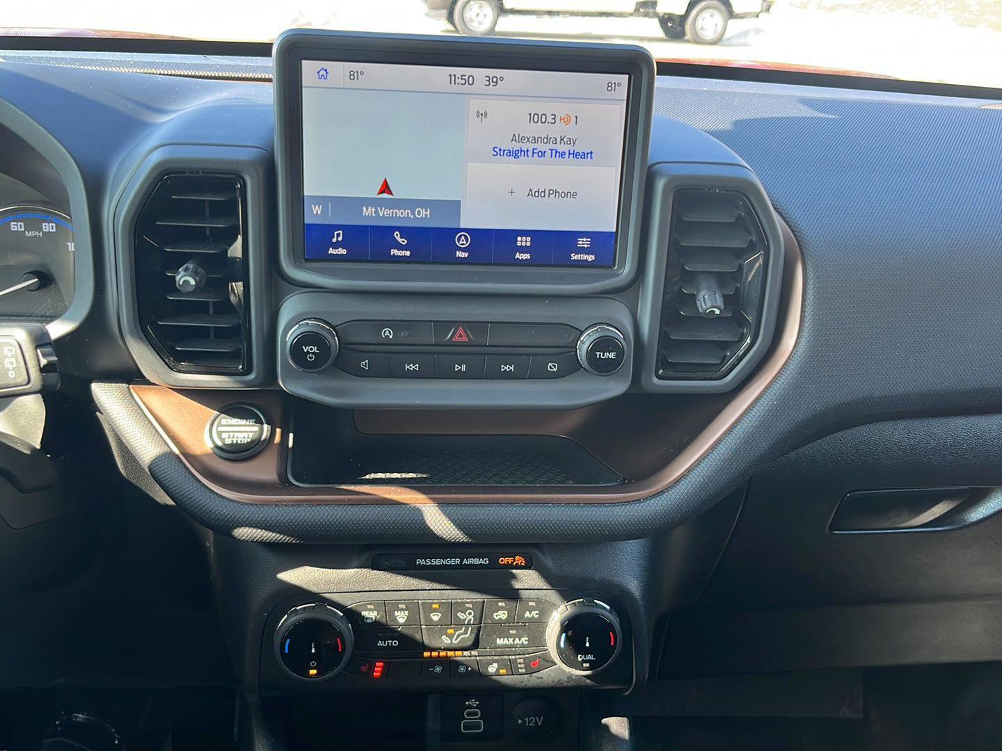 Used 2024 Ford Bronco Sport Outer Banks w/ Tech Package image 17