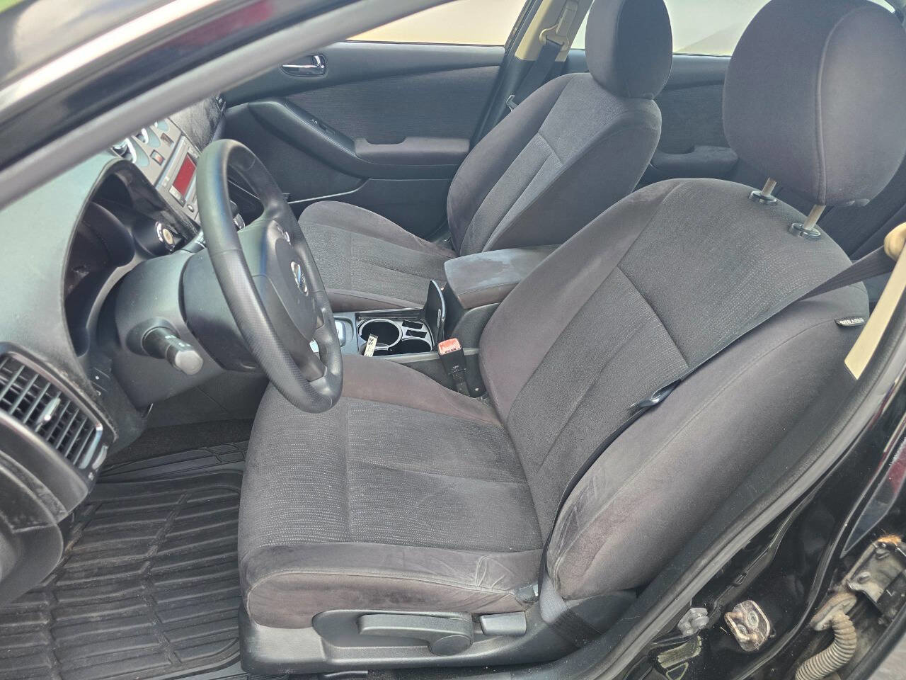Used 2010 Nissan Altima 2.5 S image 15