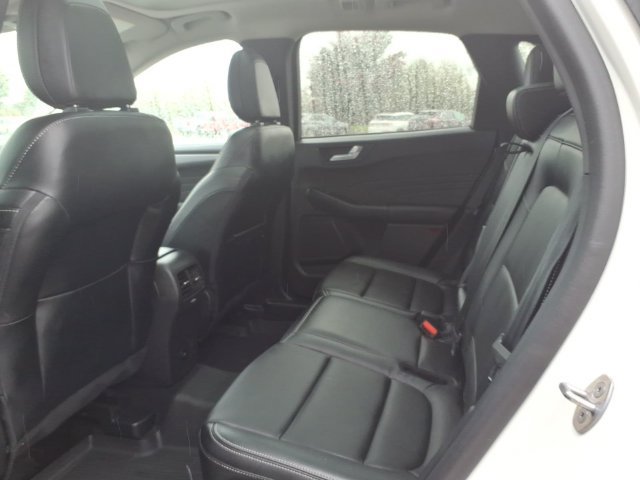 Used 2023 Ford Escape Platinum AWD/4WD image 10