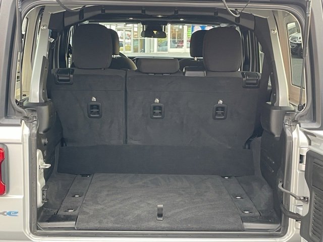 Used 2024 Jeep Wrangler Unlimited Rubicon 4xe image 25