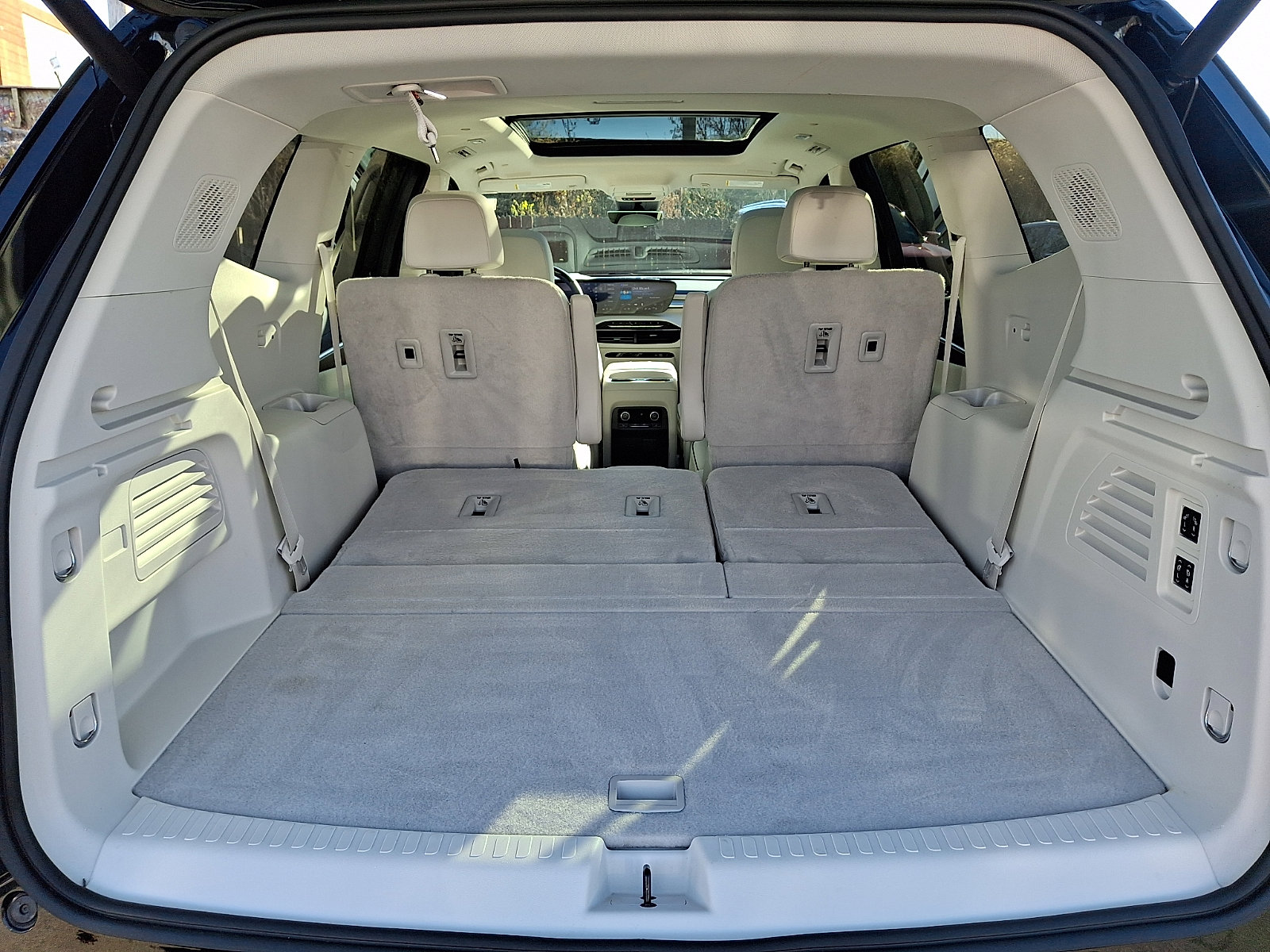 Certified 2025 Buick Enclave Avenir w/ Super Cruise Package image 29