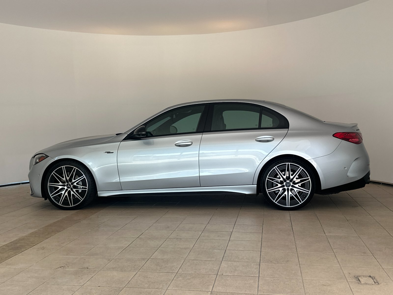 Used 2023 Mercedes-Benz C 43 AMG 4MATIC Sedan image 3