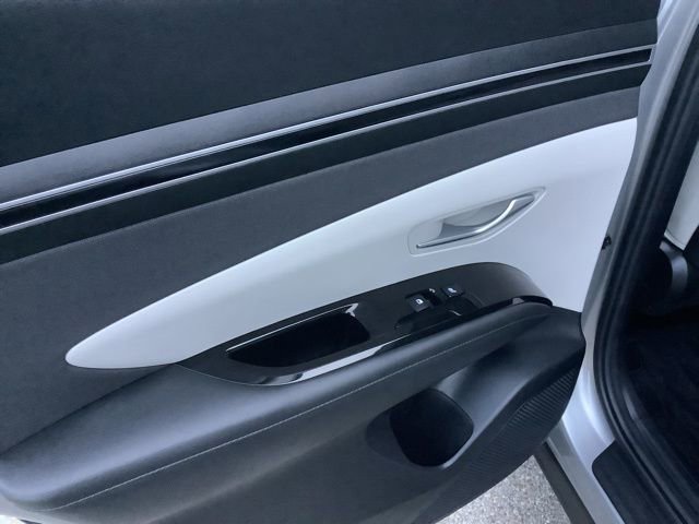 Used 2023 Hyundai Tucson Limited image 18