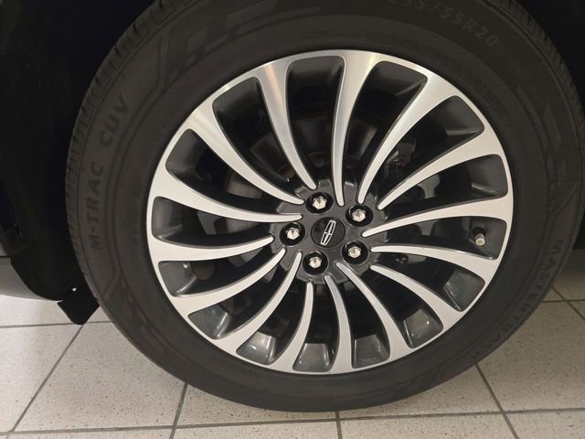 Used 2022 Lincoln Aviator Reserve image 10