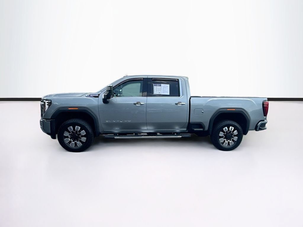 Used 2025 GMC Sierra 2500 Denali w/ Denali Reserve Package AWD/4WD image 4