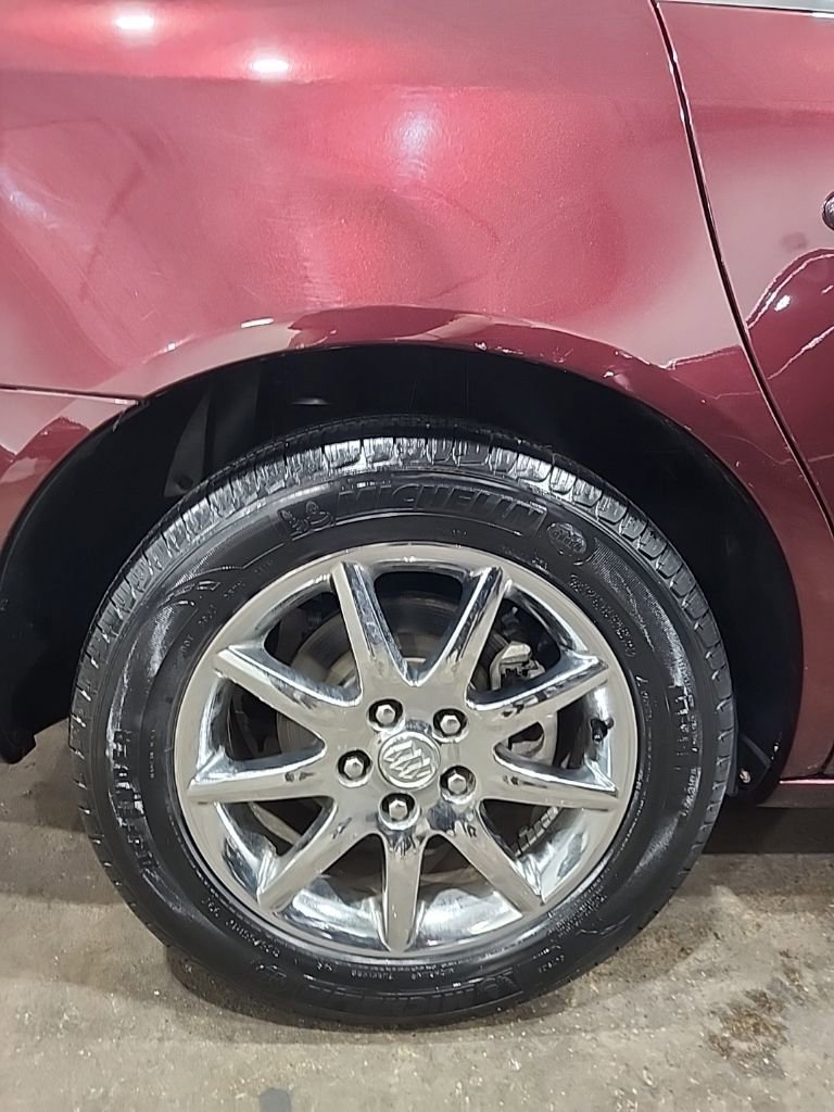 Used 2007 Buick Lucerne CXL w/ Luxury Package FWD image 7