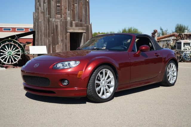 Used 2006 MAZDA MX-5 Miata Sport w/ Appearance Pkg RWD image 1