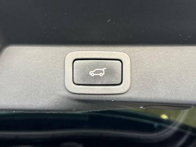 Used 2016 Land Rover Range Rover Sport HSE AWD/4WD image 19