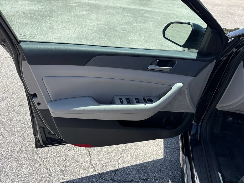 Used 2018 Hyundai Sonata SEL FWD image 12