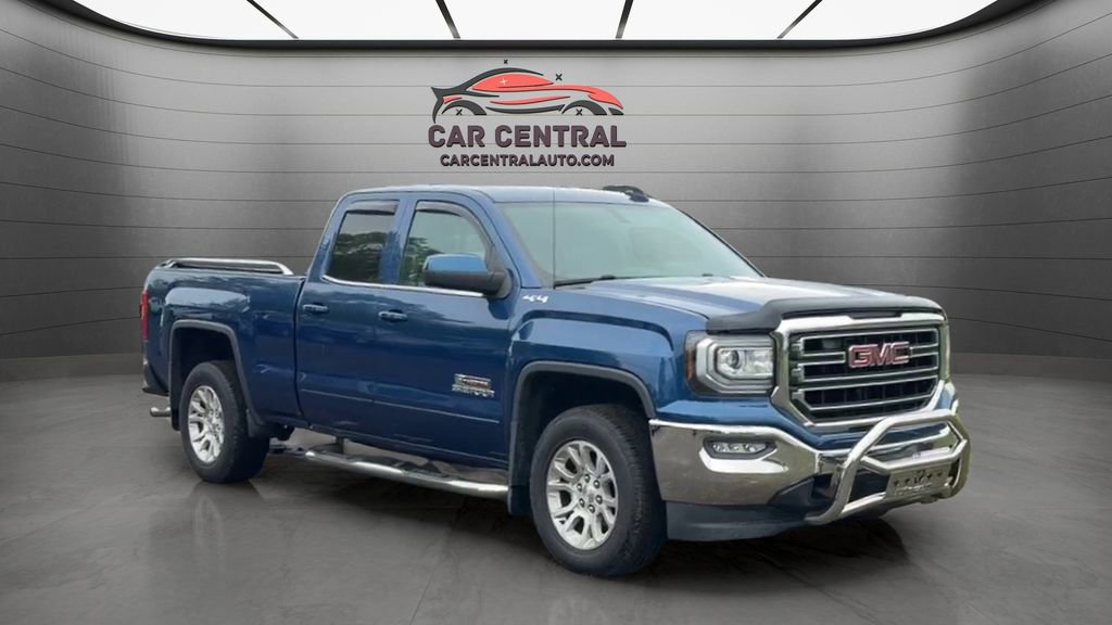 Used 2017 GMC Sierra 1500 SLE w/ Max Trailering Package AWD/4WD image 7