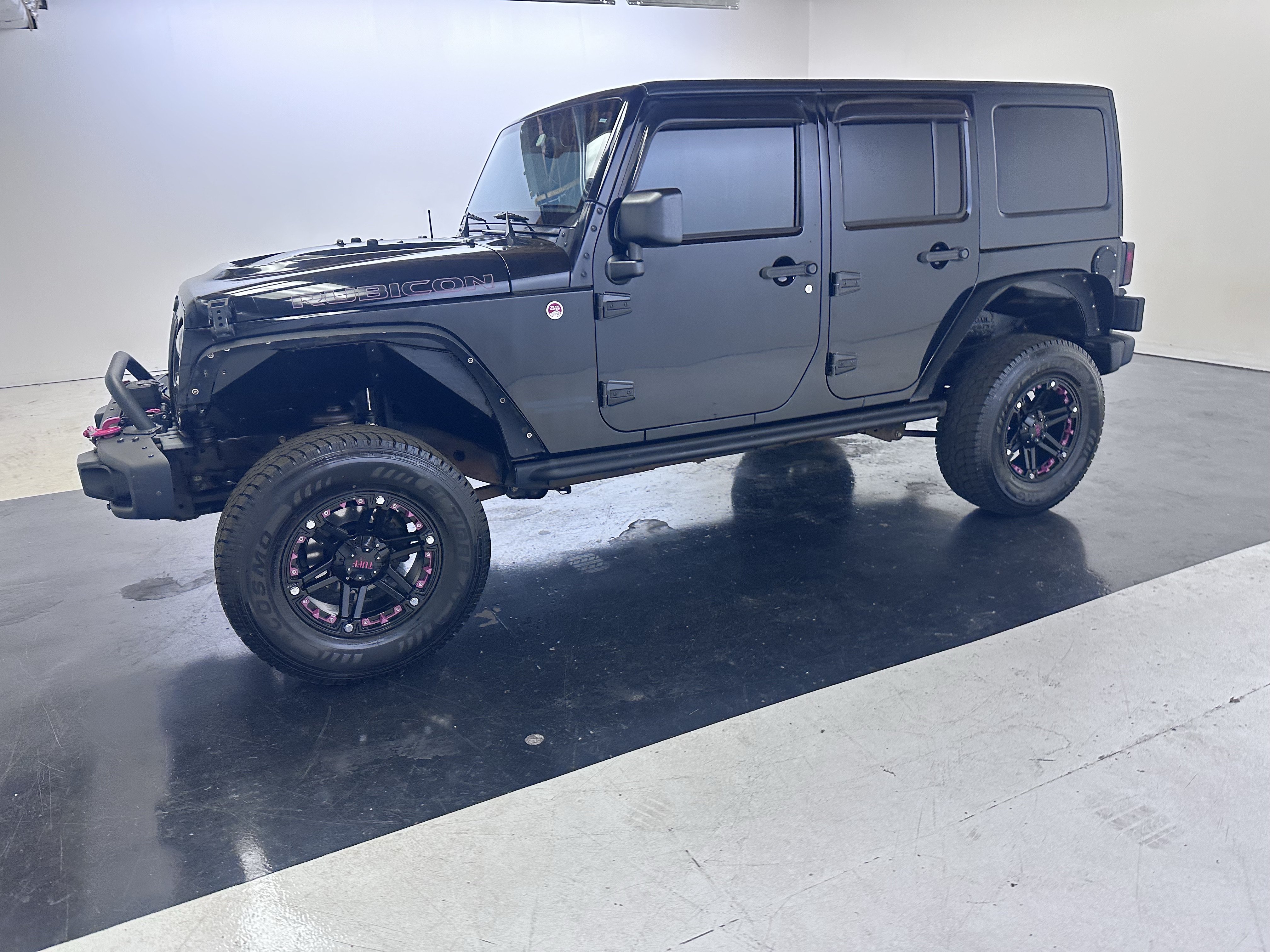 Used 2015 Jeep Wrangler Unlimited Rubicon AWD/4WD image 9