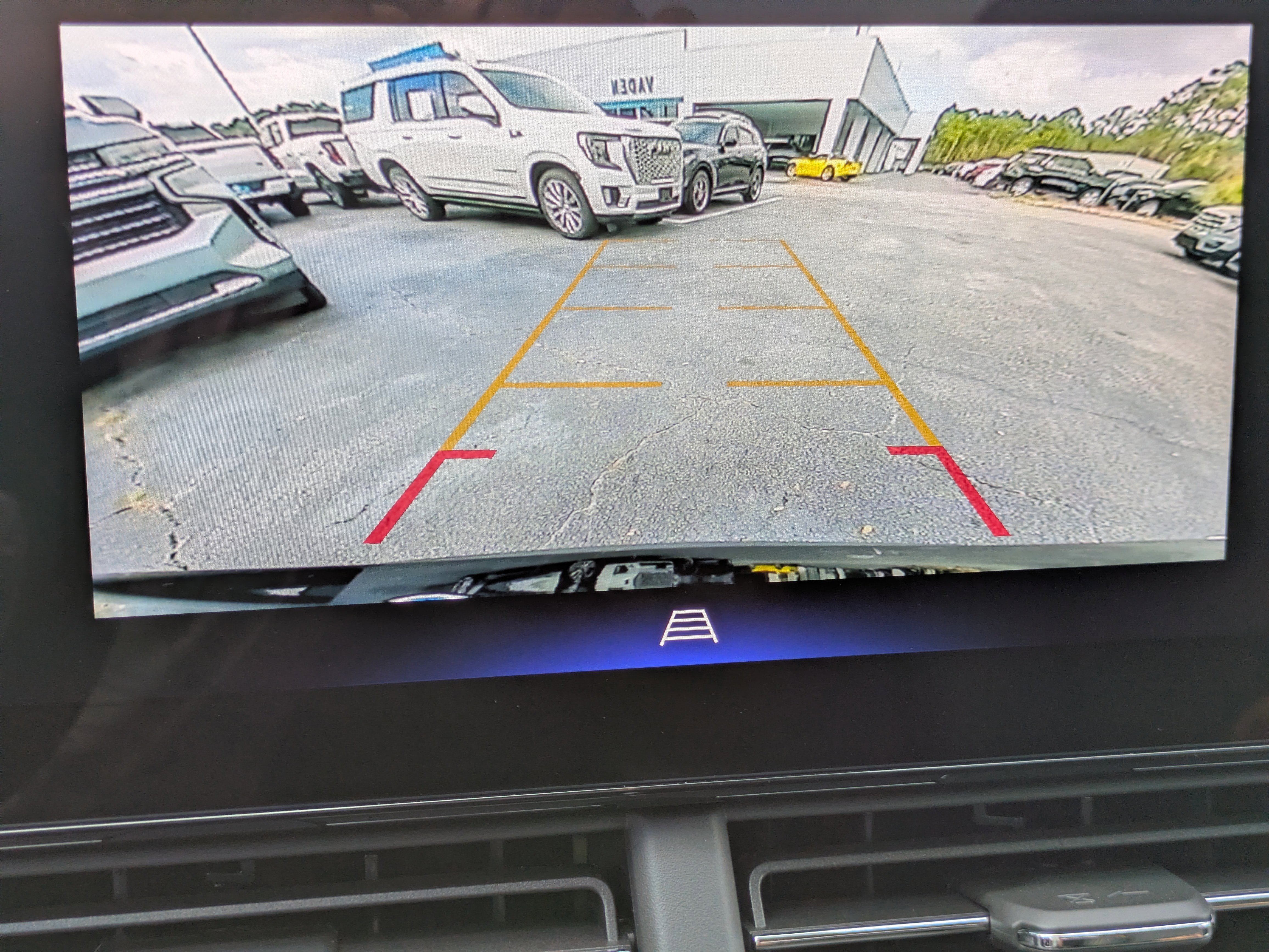 New 2025 Chevrolet Trax ACTIV w/ Driver Confidence Package image 13