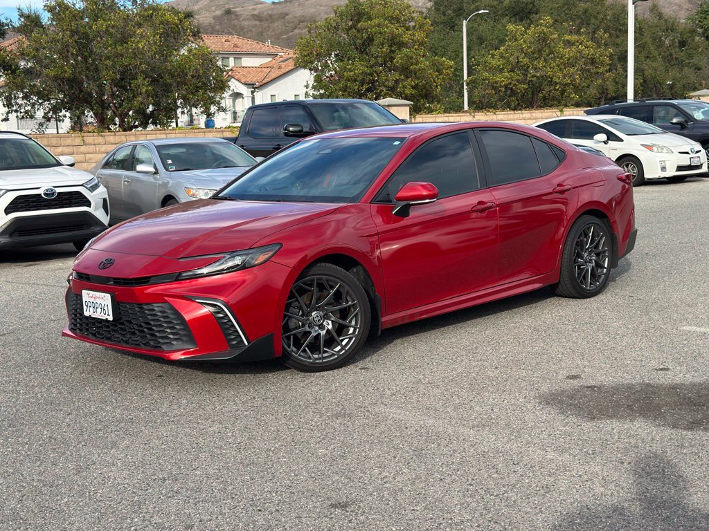 Used 2025 Toyota Camry SE