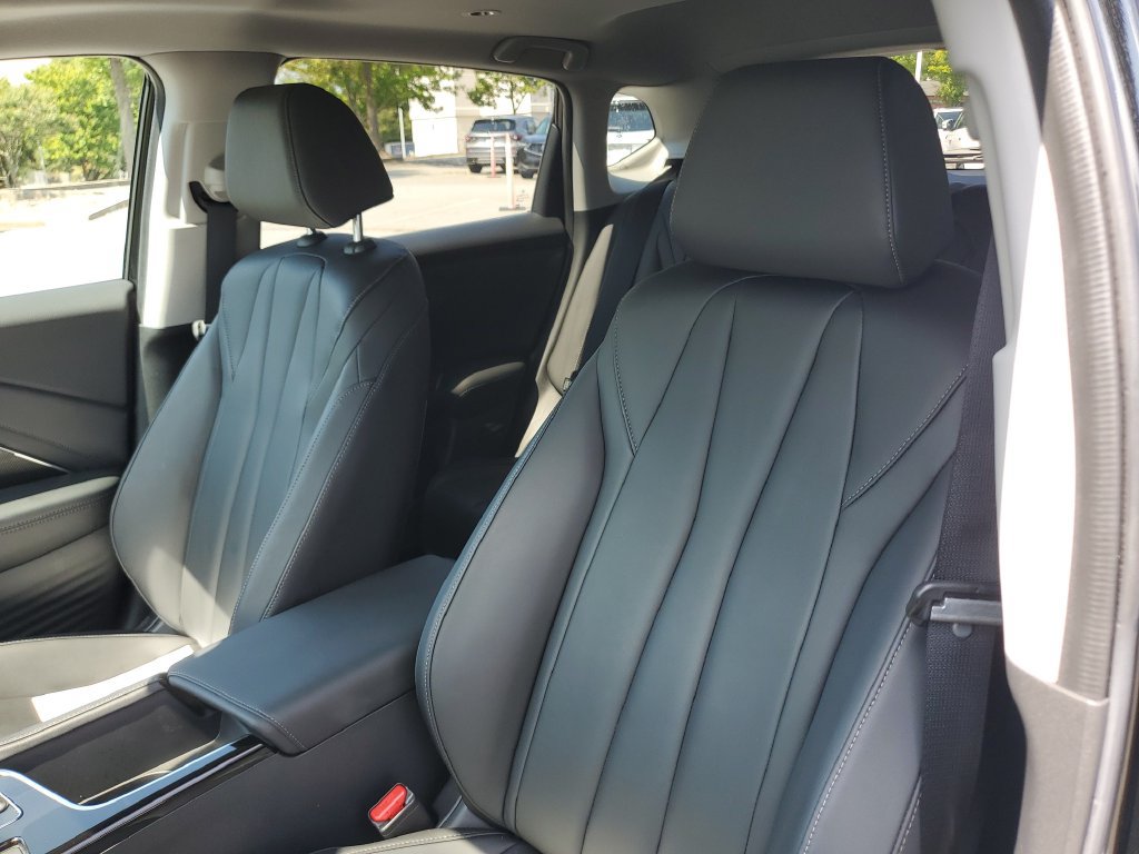 Certified 2025 Acura ADX AWD image 17