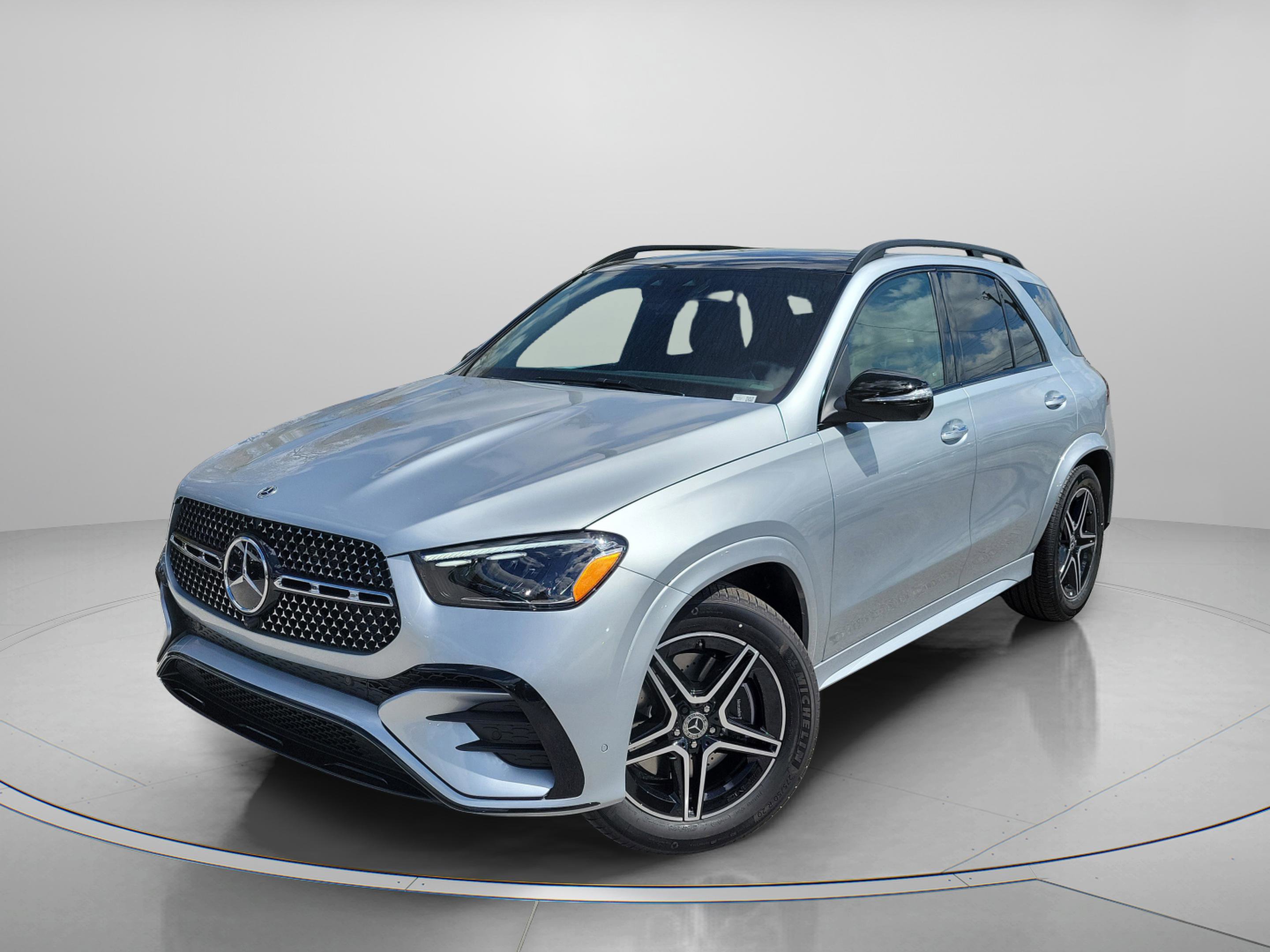 New 2026 Mercedes-Benz GLE 580 4MATIC image 2