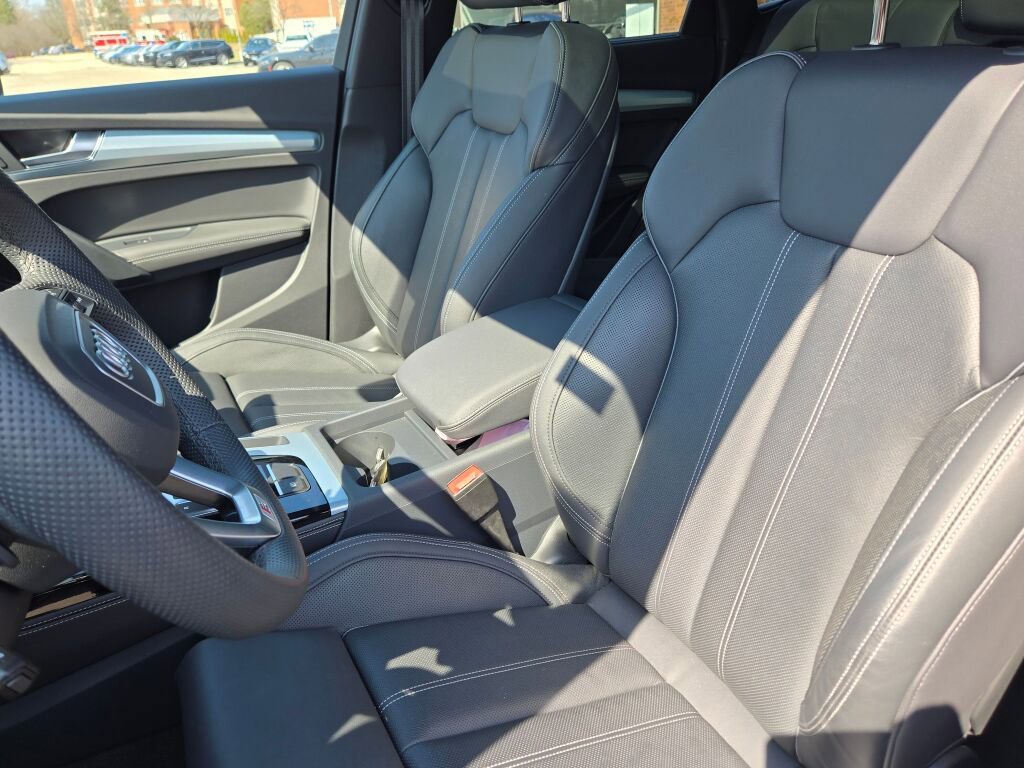 Used 2025 Audi Q5 2.0T Premium Plus image 31