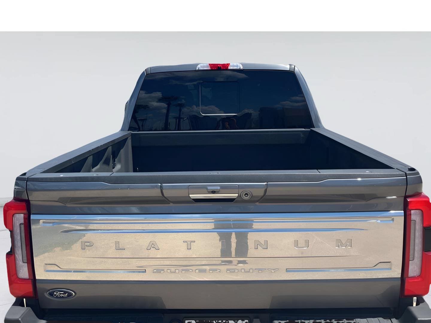 Used 2024 Ford F250 Platinum AWD/4WD image 7