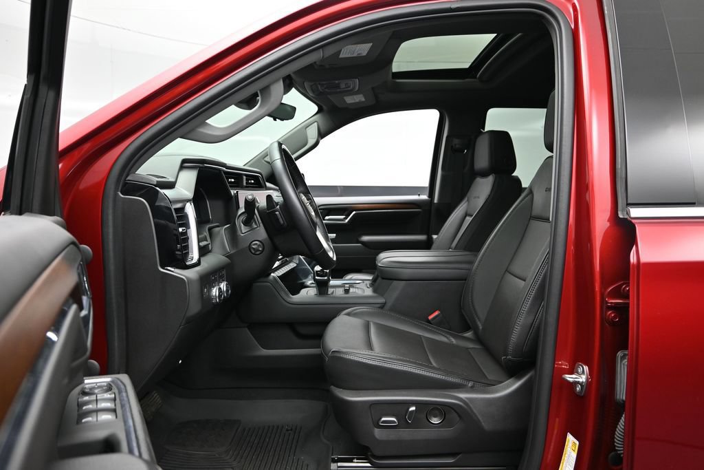 Used 2024 GMC Sierra 1500 Denali w/ Technology Package AWD/4WD image 21