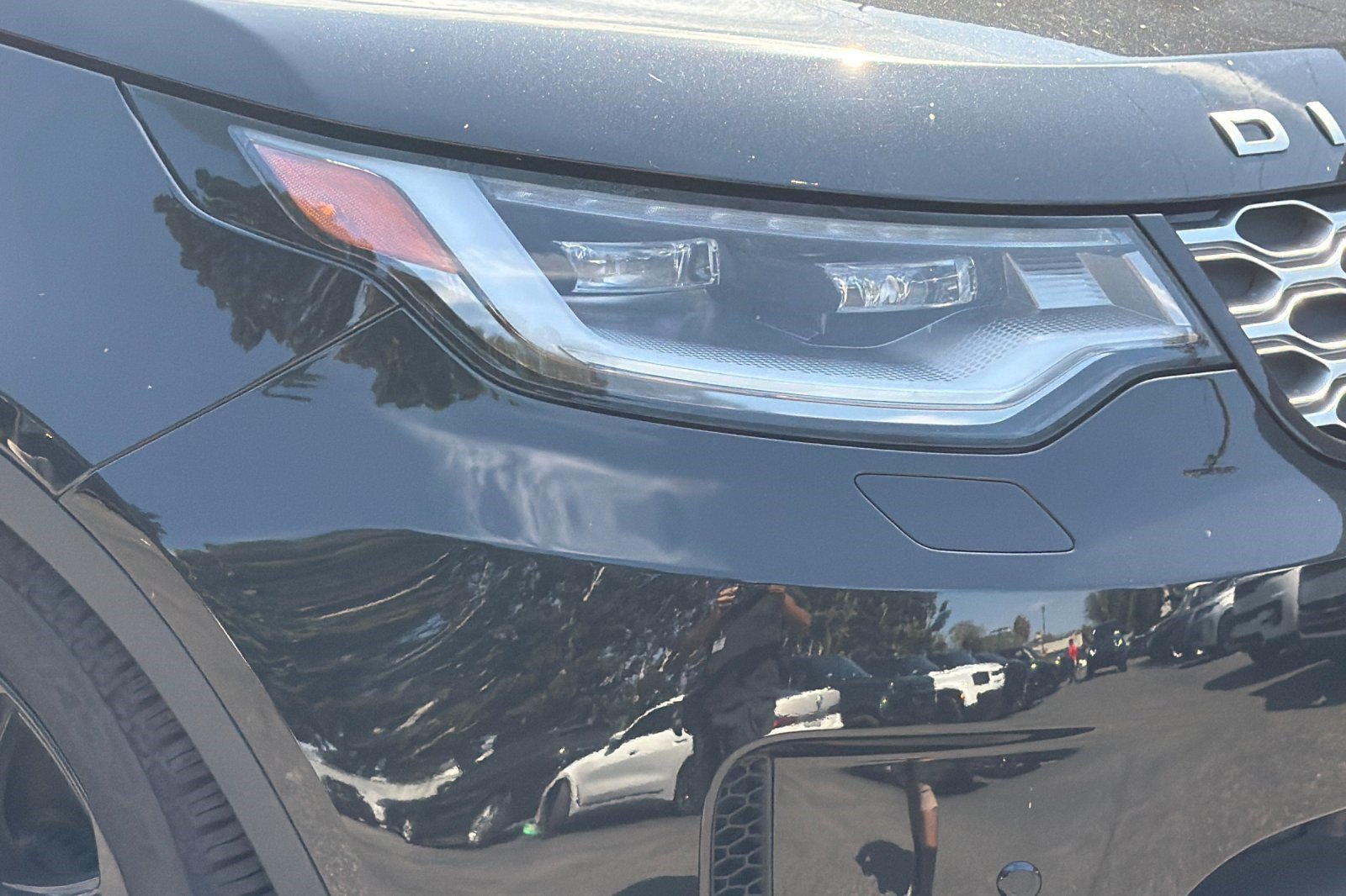 Certified 2025 Land Rover Discovery S AWD/4WD image 12