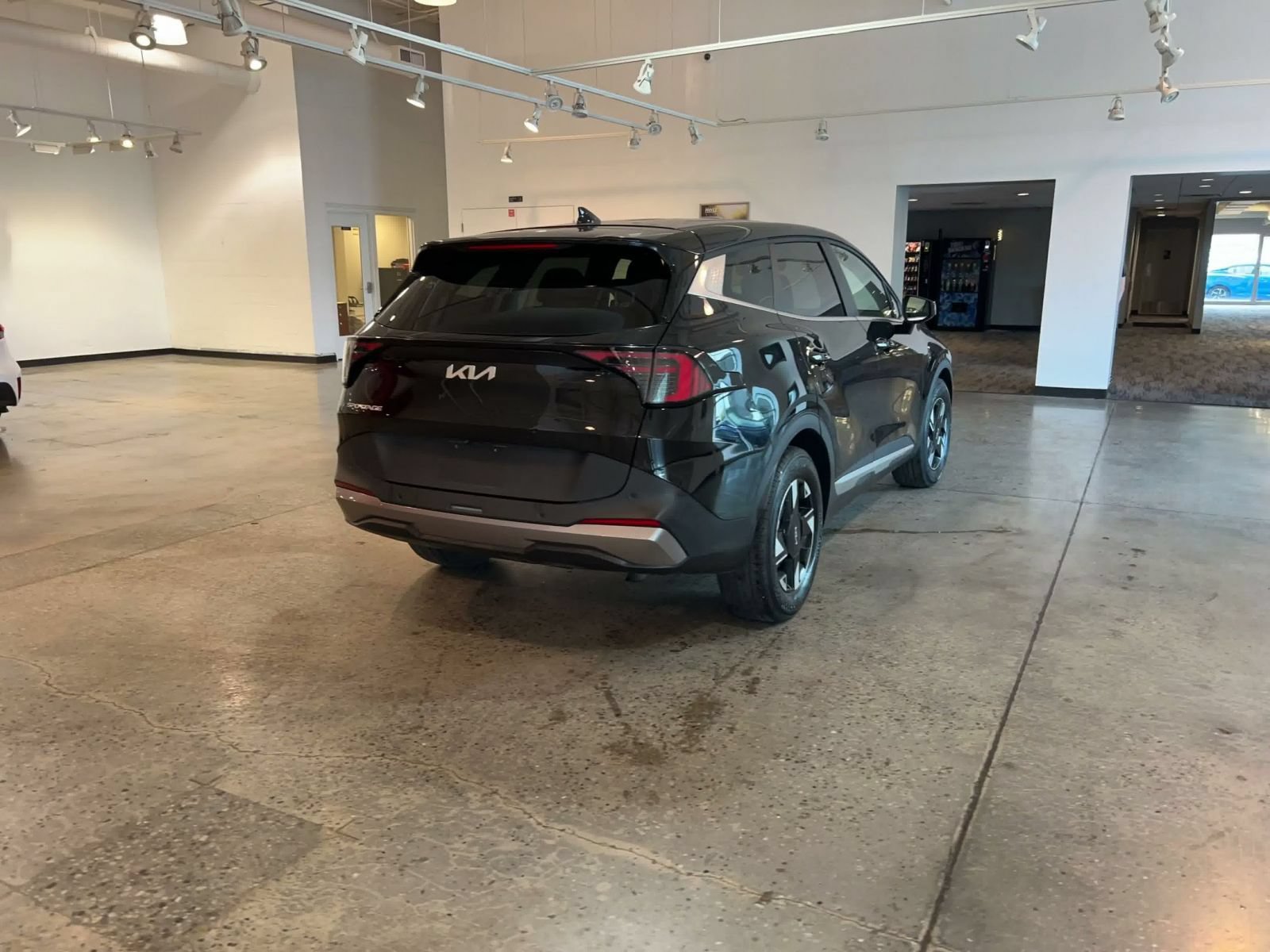Used 2026 Kia Sportage LX FWD image 13
