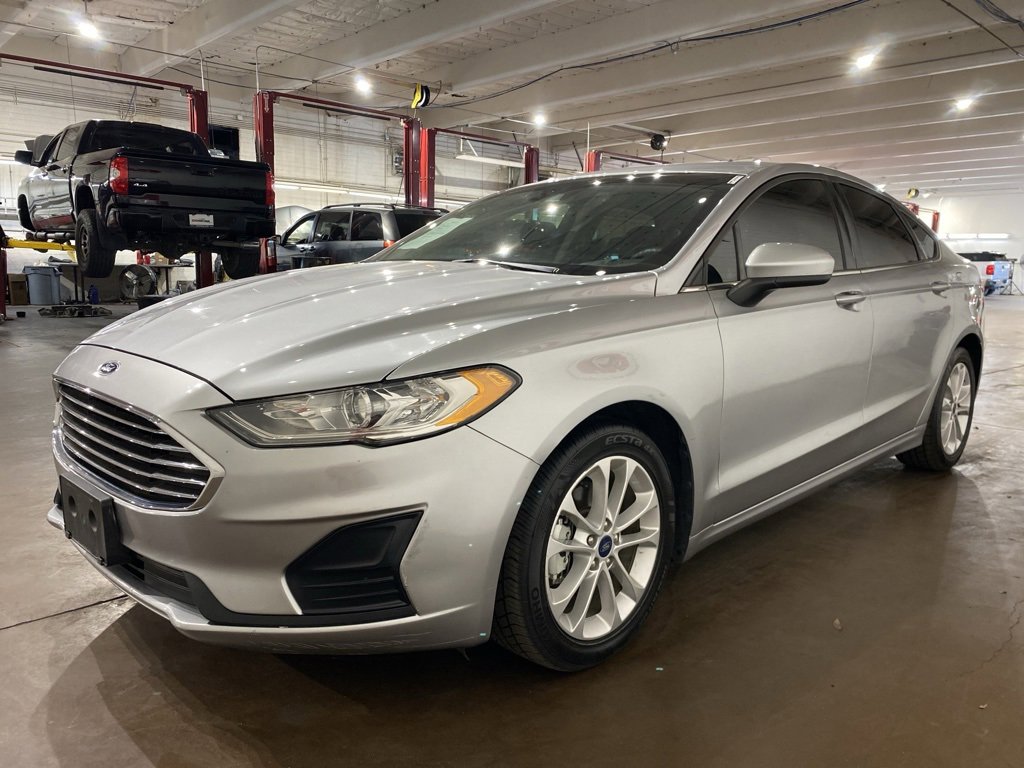 Used 2020 Ford Fusion SE image 7