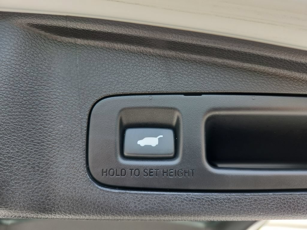 Used 2018 Honda CR-V EX-L image 17