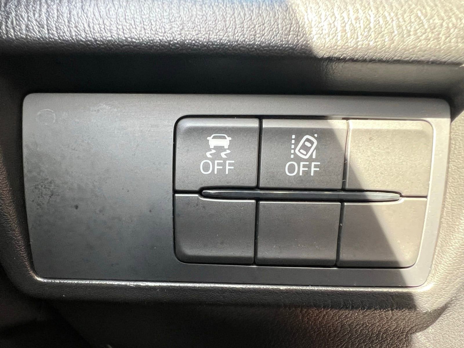 Used 2023 MAZDA MX-5 Miata Grand Touring w/ Weather Package image 30