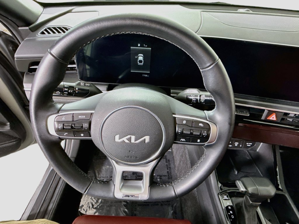 Used 2025 Kia K5 GT-Line w/ GT-Line Premium Package FWD image 22