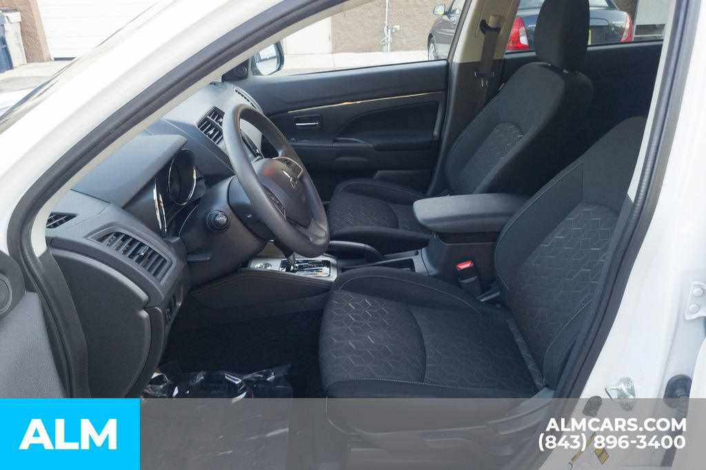 Used 2024 Mitsubishi Outlander Sport ES AWD/4WD image 15
