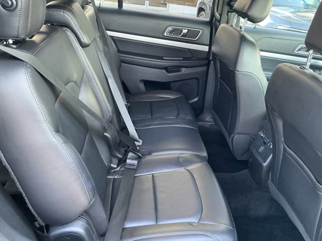 Used 2017 Ford Explorer XLT w/ Equipment Group 202A image 17