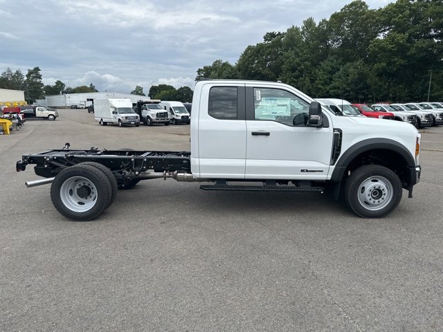 New 2026 Ford F550 4x4 Supercab Super Duty image 8