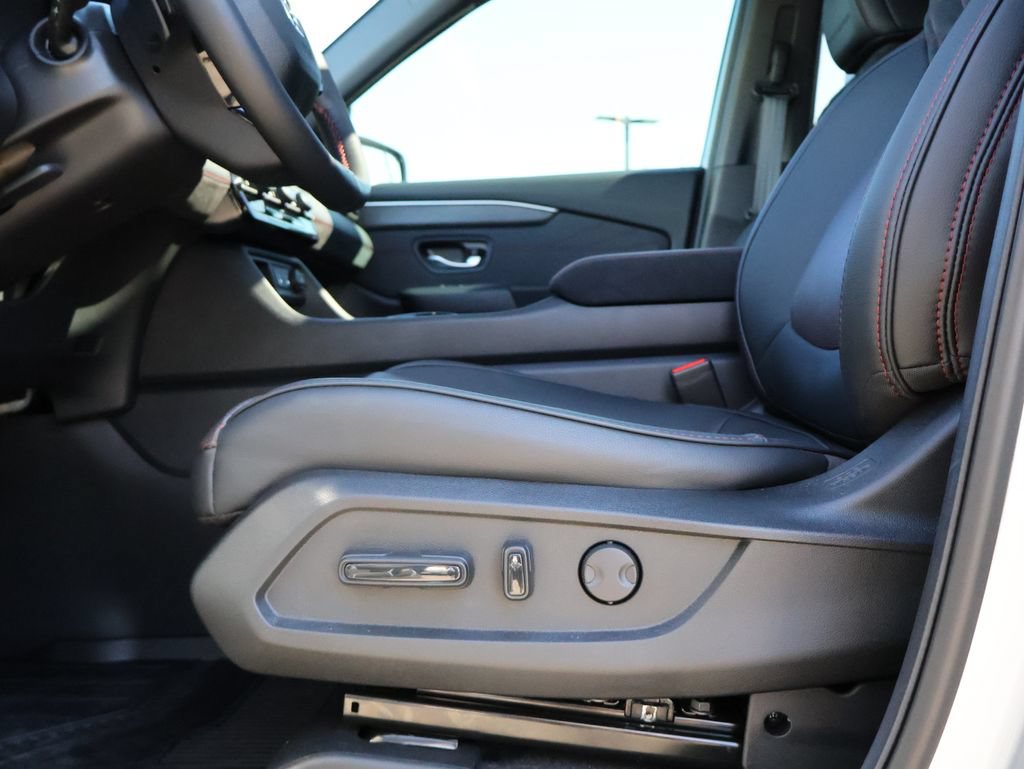 New 2026 Honda Pilot Black Edition image 34