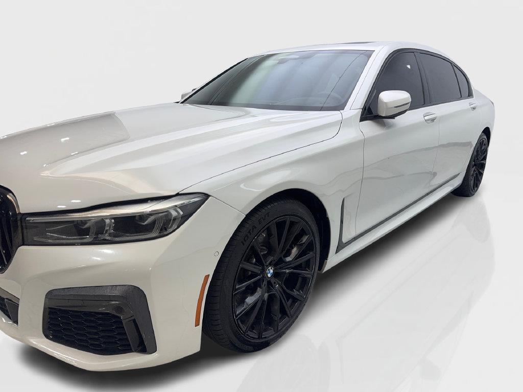 Used 2022 BMW 750i xDrive w/ Executive Package AWD/4WD image 12