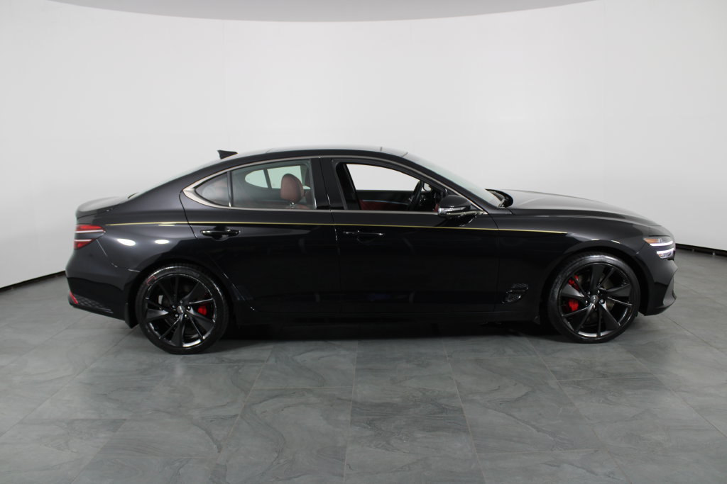 Used 2023 Genesis G70 3.3T w/ Sport Prestige Package RWD image 10