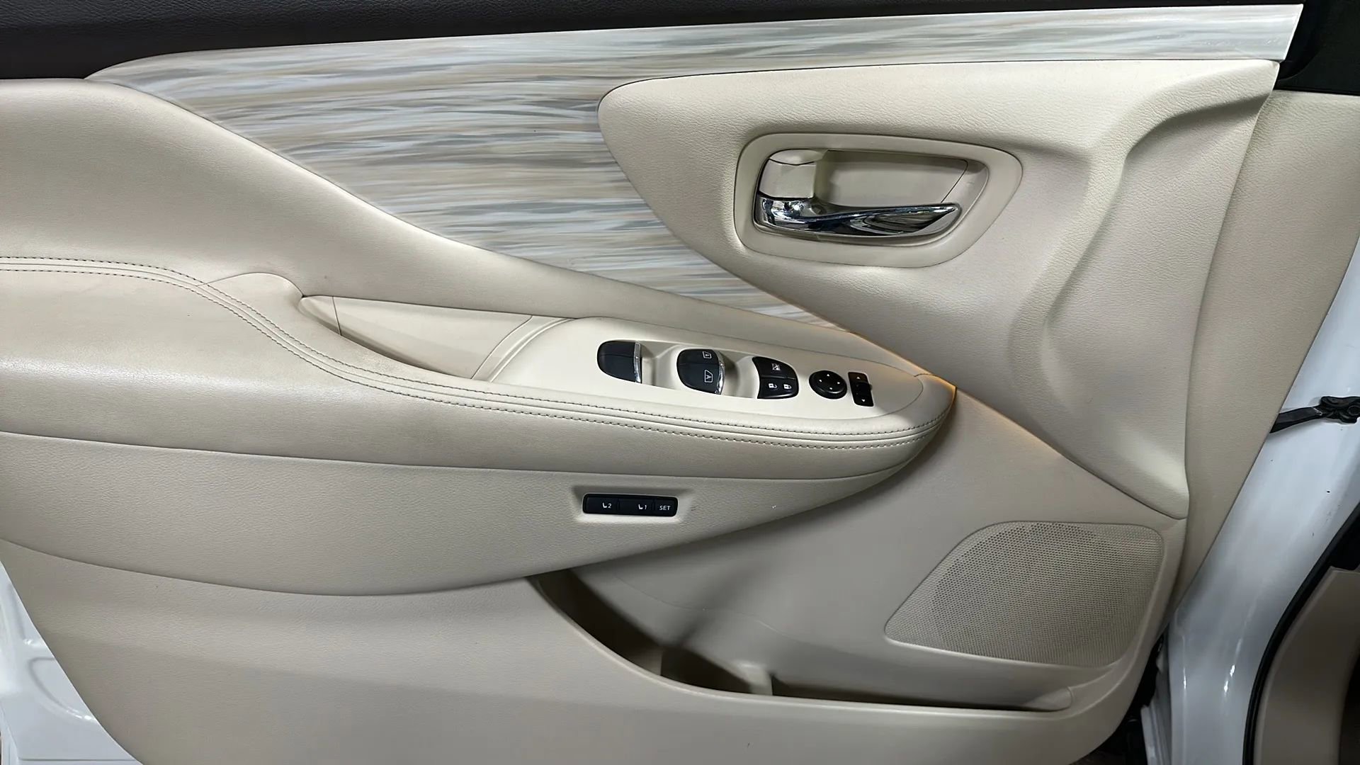 Used 2015 Nissan Murano Platinum w/ Platinum Technology Package image 10