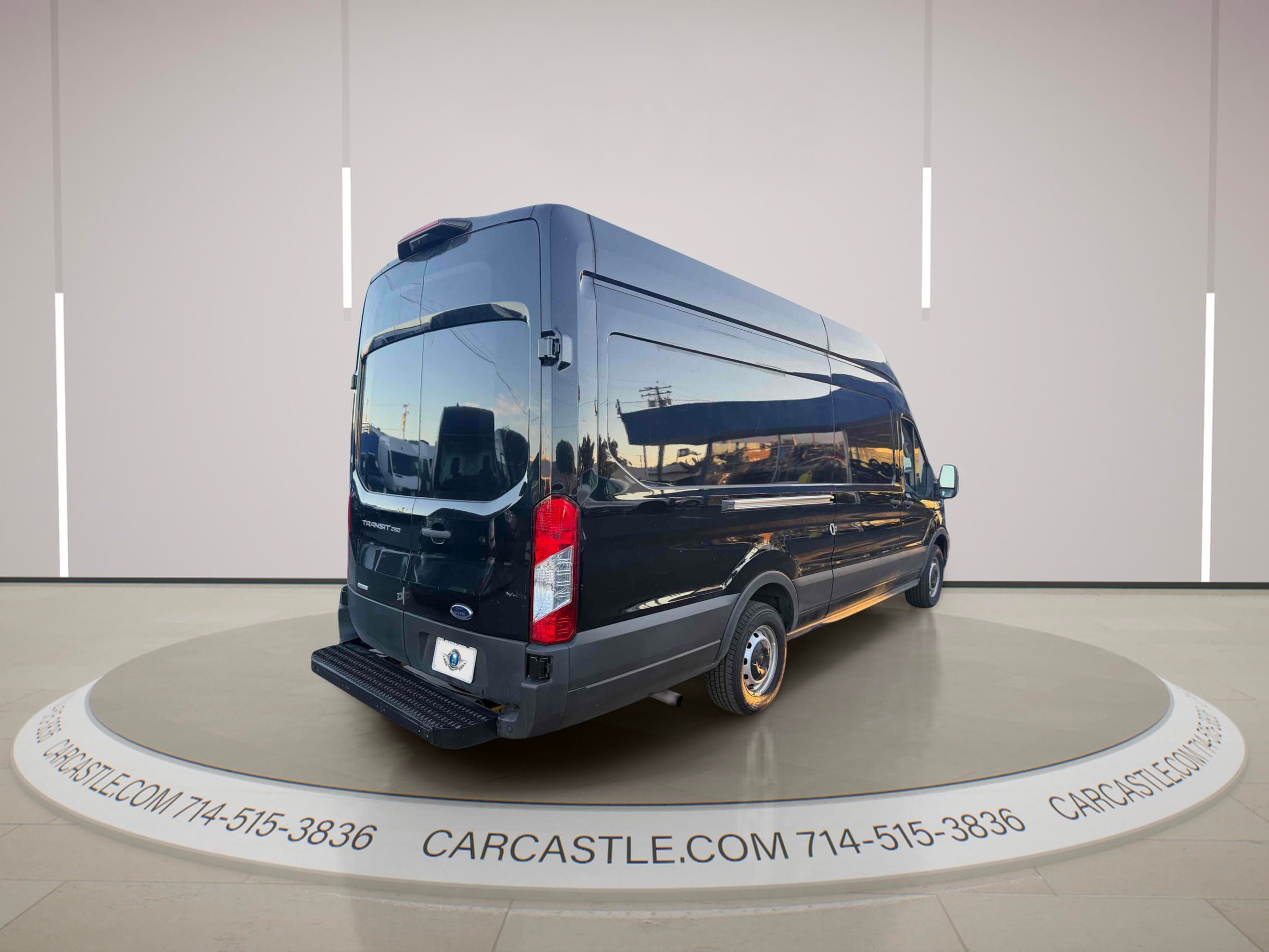 Used 2023 Ford Transit 250 148 High Roof Extended w/ Load Area Protection Package RWD image 5
