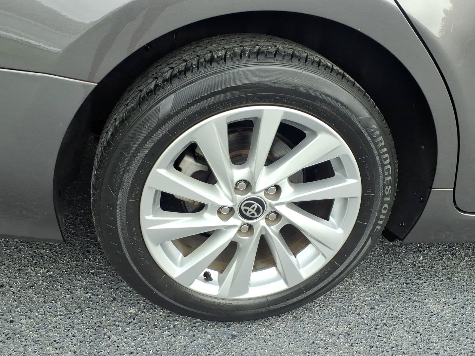 Used 2023 Toyota Camry LE FWD image 7